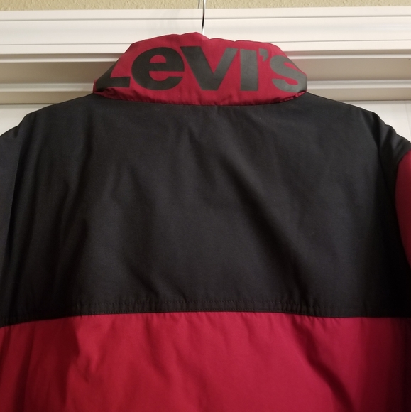 Sold. NWT Men's Levi's Heavyweight Puffer Jacket - Picture 4 of 10